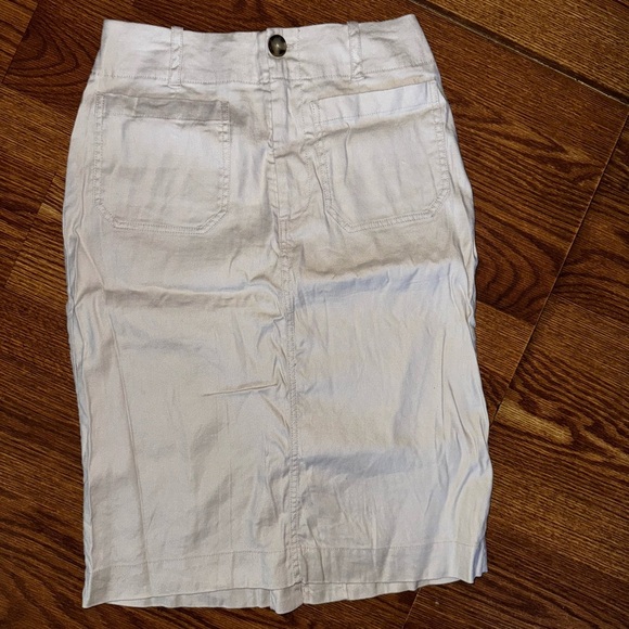 Maeve by Anthropologie Skirt with Front Pockets - Picture 2 of 6